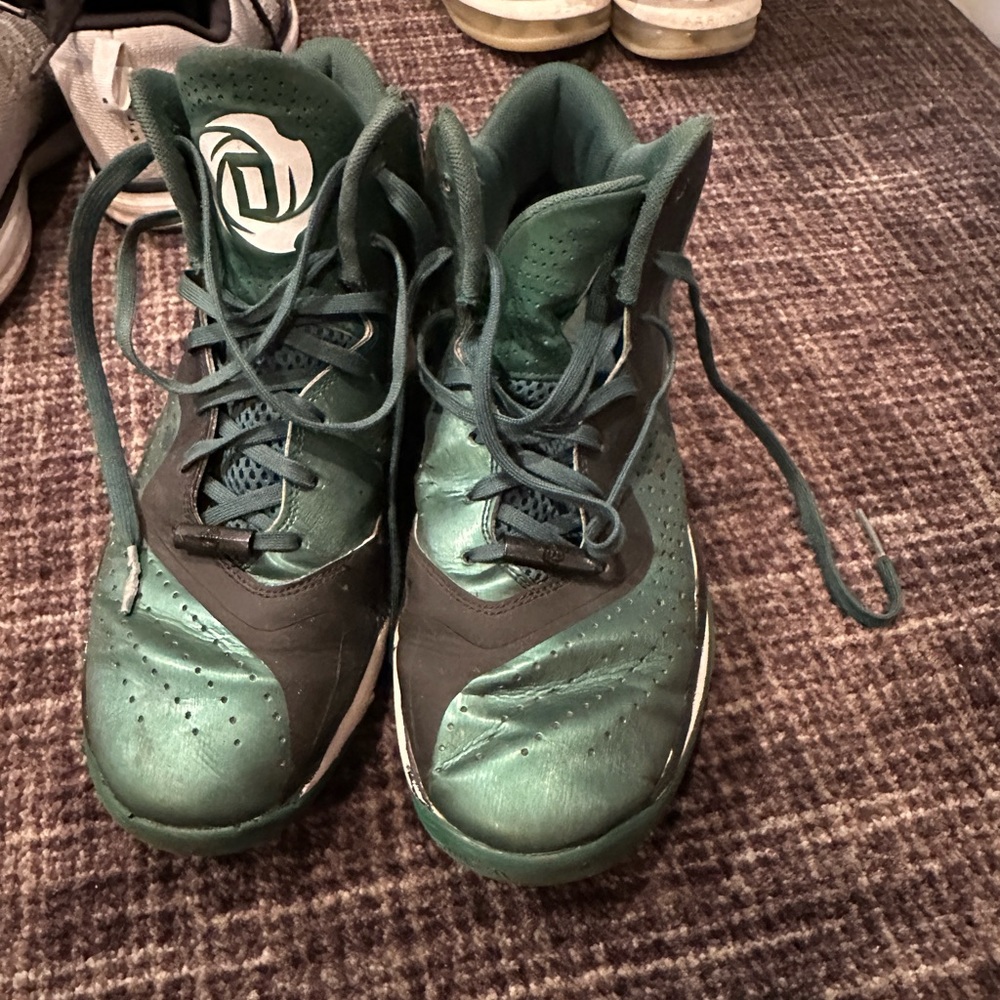 Baskebtall sneakers